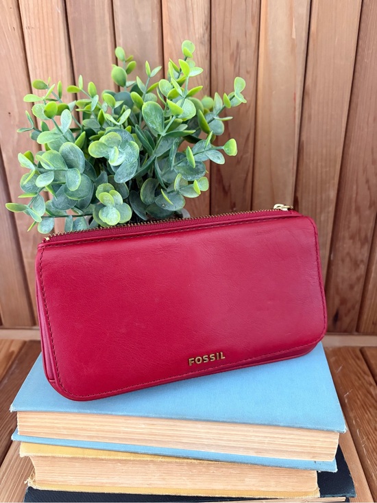 Fossil Handbags - Fossil Women's Red Leather Zip Wallet
